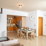Elia Villa
